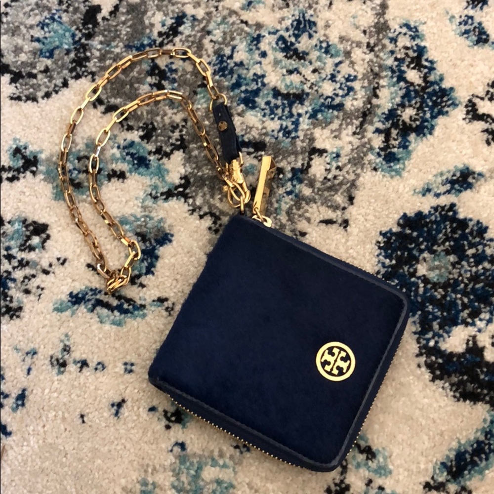 Great condition Tory Burch wristlet navy and calf